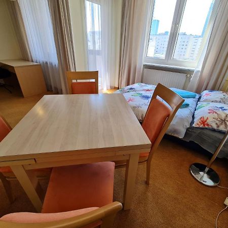 10Q - Z6 Apartament 804 Varşovia Exterior foto