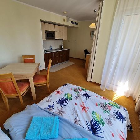 10Q - Z6 Apartament 804 Varşovia Exterior foto